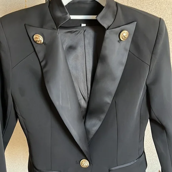 Satin lining. Already dry cleaned - Picture 2 of 6